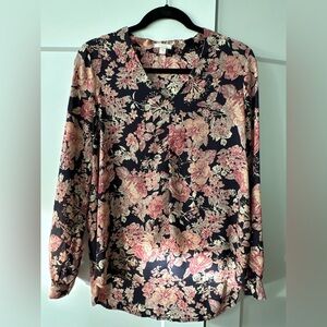 Pleione Long Sleeve Drapey Floral Blouse, Size small
